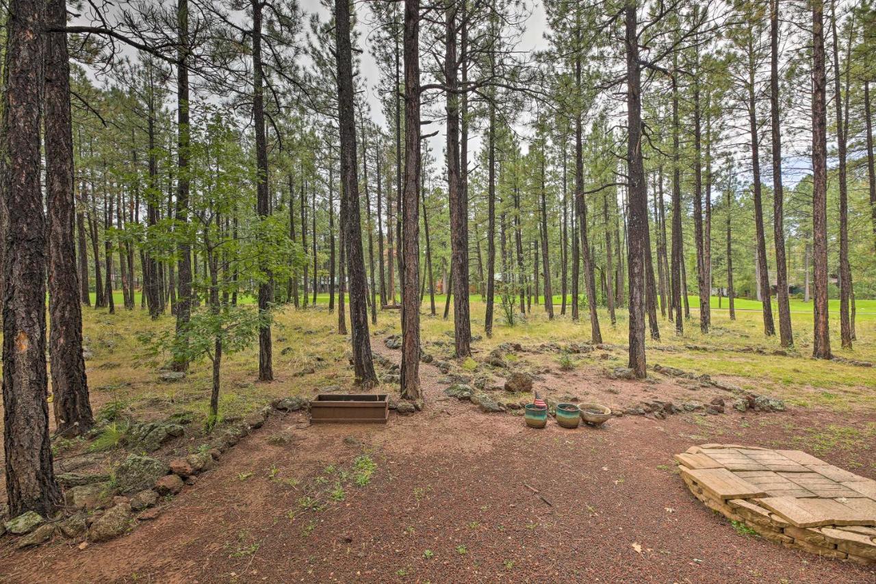 Lush Pinetop Retreat With Large Deck And Wooded Yard! Exterior photo